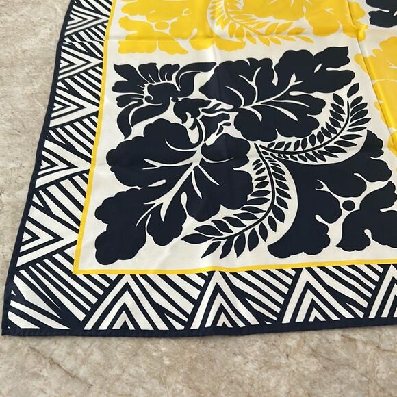 TALBOTS Navy and Yellow Scarf - Picture 2 of 4